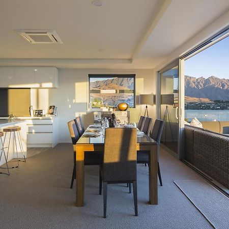 Lakefront Luxury By Amazing Accom Queenstown Ngoại thất bức ảnh